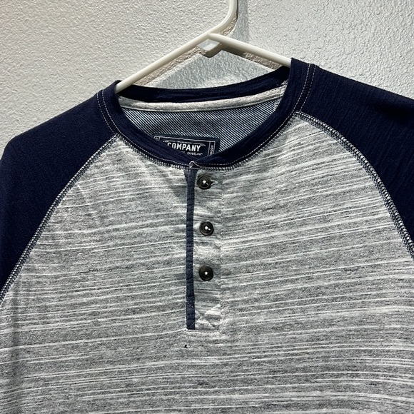 Men’s Company Eighty One Navy/Gray Button Shirt Size Medium - Picture 2 of 5